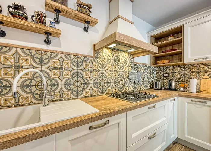 Casa Parketini Tar-Vabriga