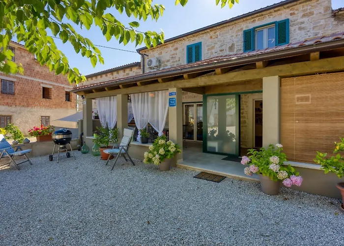 Casa Parketini * Tar-Vabriga